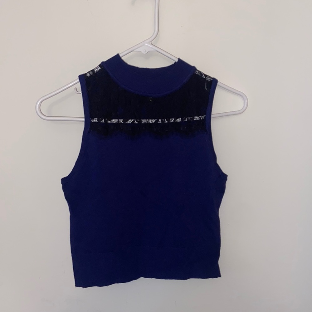Express crop top with lace detail